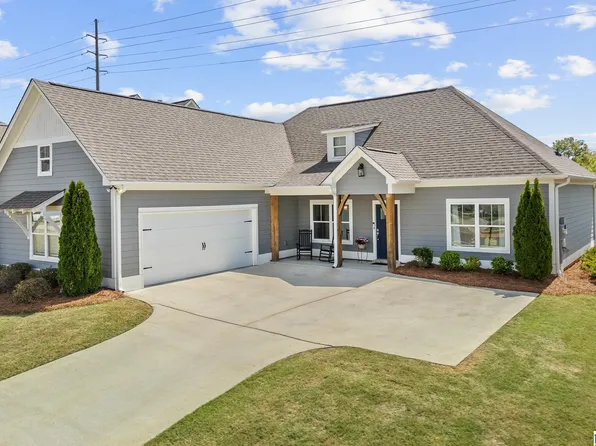 1070 Camellia Ridge Dr, Pelham, AL 35124