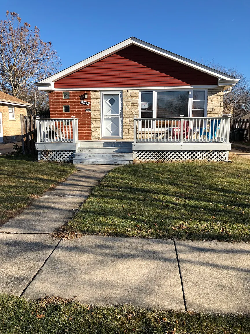 9109 Newcastle Ave photo 1