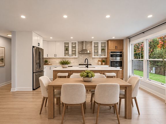 4th image of 1034 Tamarack Ln