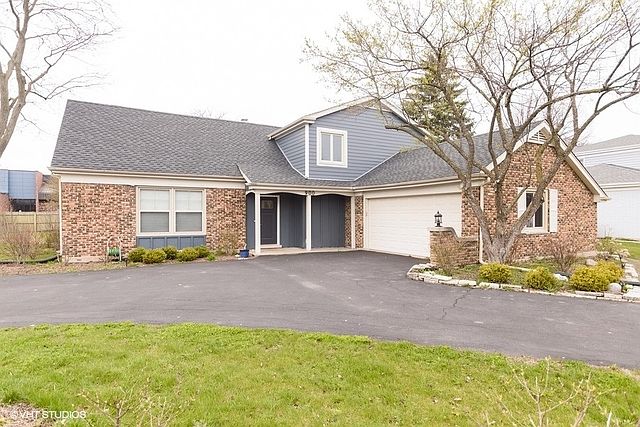1st image of 900 King Richards Ct