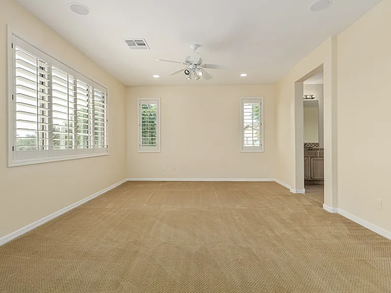 4878 S Fresno St — Photo 33
