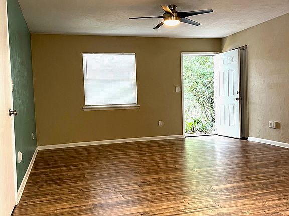 2nd image of 2625 NW 49th Pl