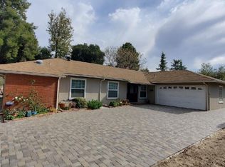 8922 Bachry Pl, Sunland, CA 91040