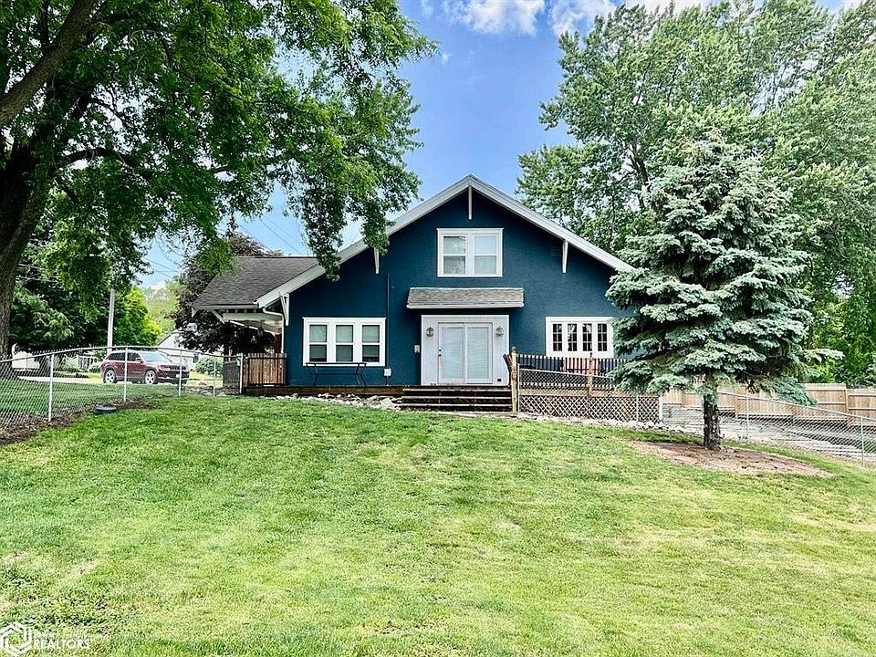 1103 7th Ave E, Oskaloosa, IA 52577 Zillow