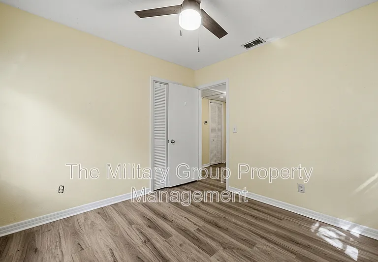 2115 Minerva Ave — Photo 16