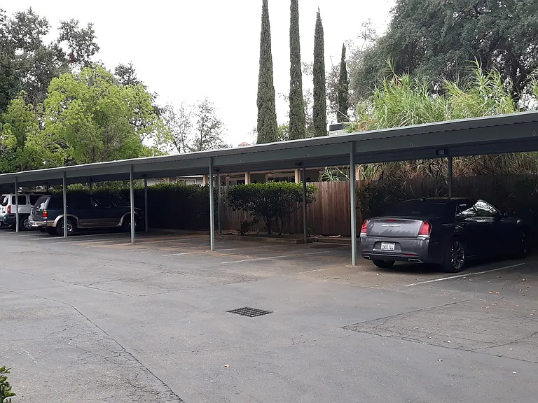 Madison Pines Apartments — Photo 28
