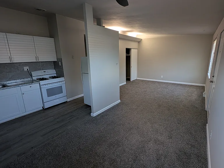7415 Olive Blvd #A — Photo 5