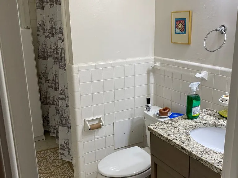 540 Godfrey Ln — Photo 2