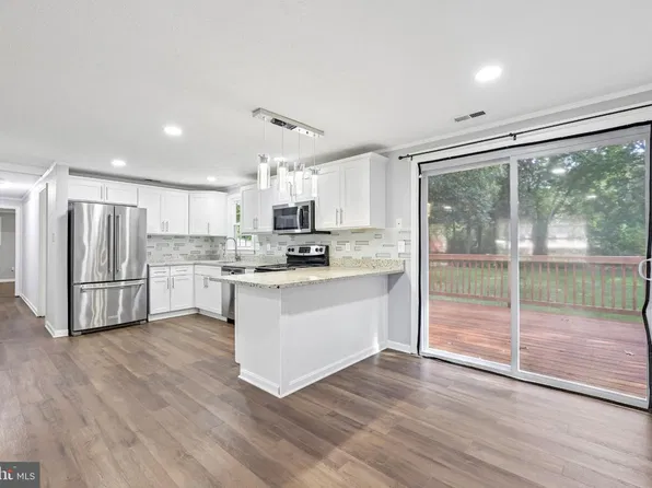 1437 Cedarhurst Rd, Shady Side, MD 20764