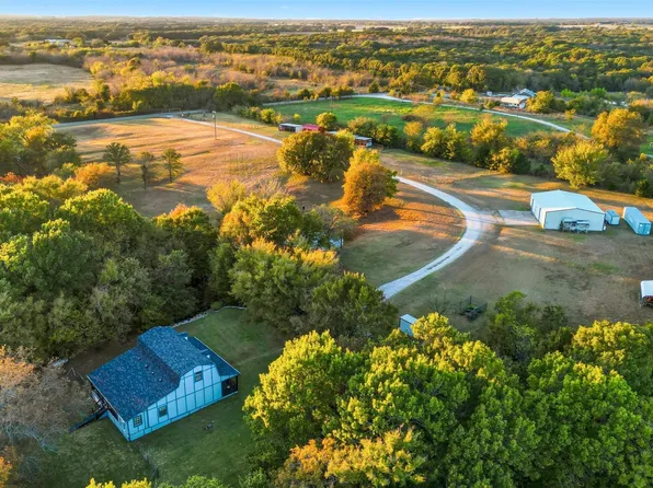 1872 Jewel Ln, Whitesboro, TX 76273