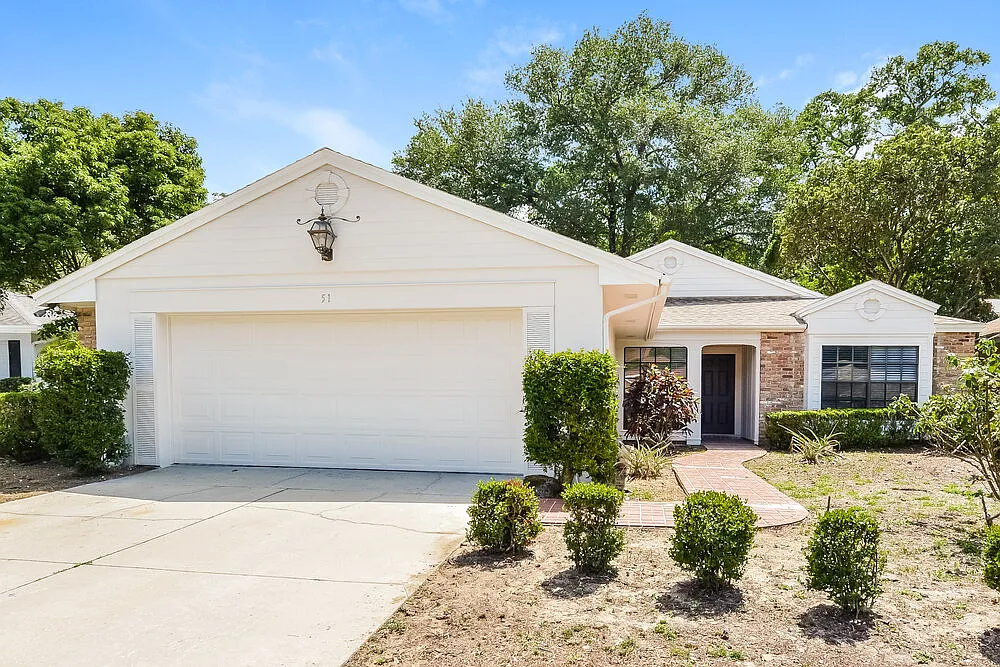 3 bed, 3.0 bath, 2315 sqft, $2,035 — Photo 1