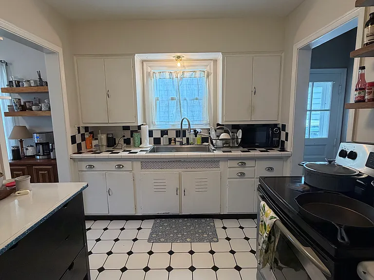 5936 Ralston Ave — Photo 3