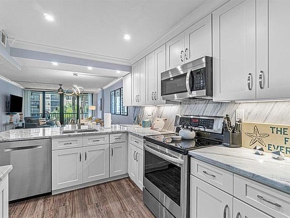 2nd image of 11 Royal Palm Way Unit 203