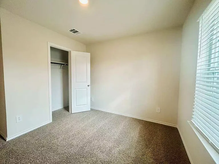 3431 Rendezvous Way — Photo 11