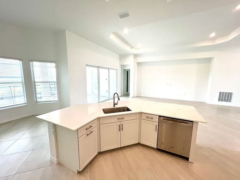 17130 Albatross Rd — Photo 37