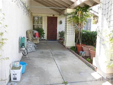 3rd image of 710 Arroyo Seco Dr