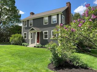 3 Sunset Rd, Amherst, NH 03031