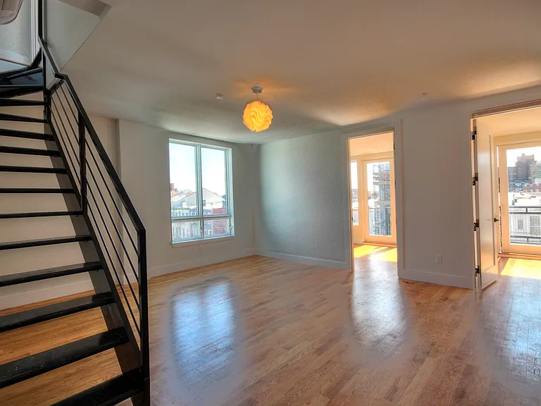 854 Metropolitan Ave #1B — Photo 5