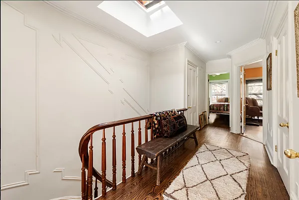 Rented by Compass | media 32