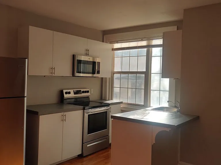 32 Park Pl #34 — Photo 12