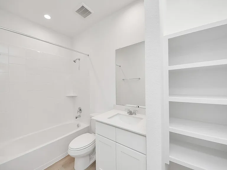 8550 Tropical Breeze Way — Photo 12