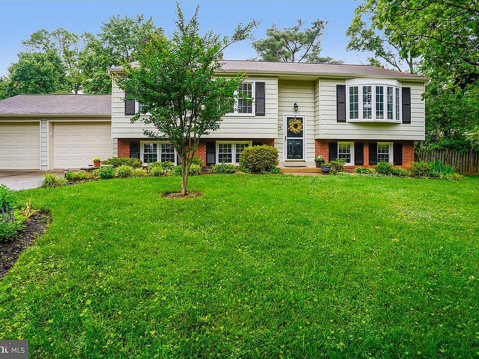 1st image of 9518 Blackburn Dr