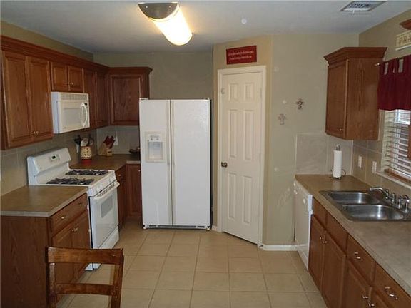4th image of 125 Tupelo Dr