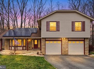 7201 Neaptide Ln, Burke, VA 22015