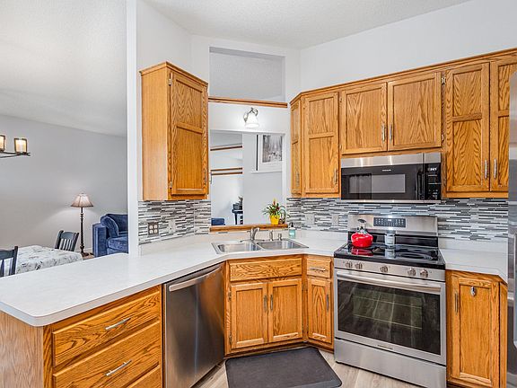 3rd image of 15048 Everleigh Cir