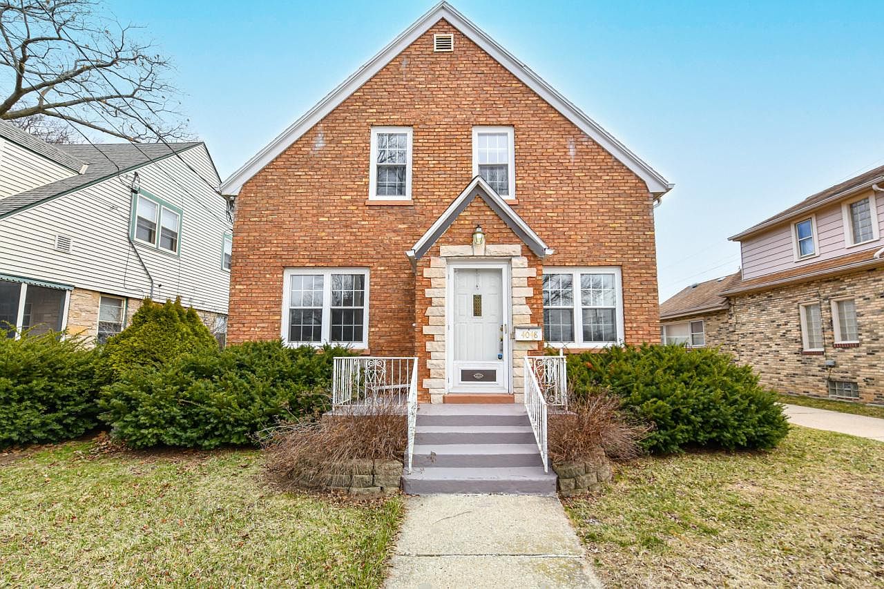 4048 South Kansas AVENUE Saint Francis WI 53235 Zillow 4048 South Kansas AVENUE Saint Francis WI 53235 Zillow
