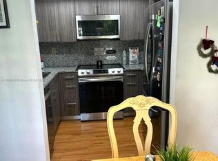 Kenland Bend South, Miami, FL 33186