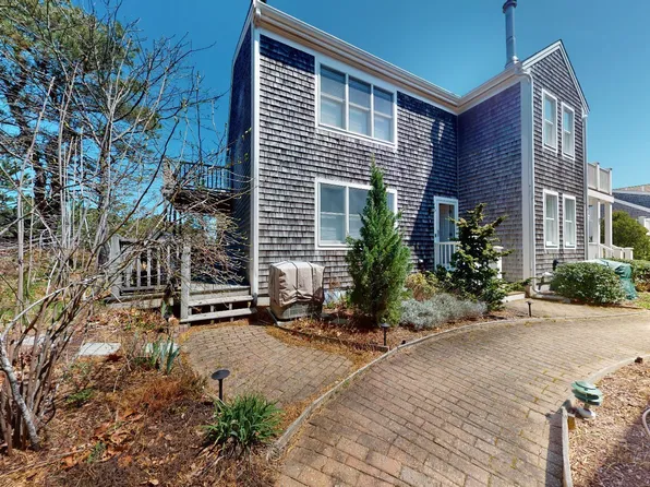 52 Harry Kemp Way #U8, Provincetown, MA 02657