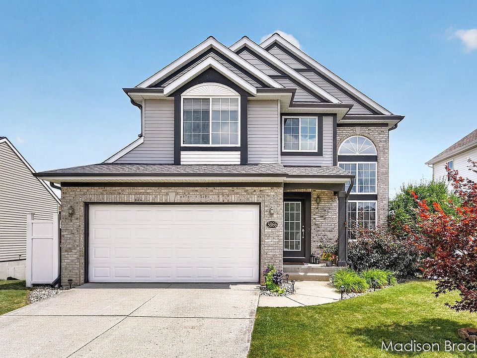 1st image of 5866 E Grove Dr SE