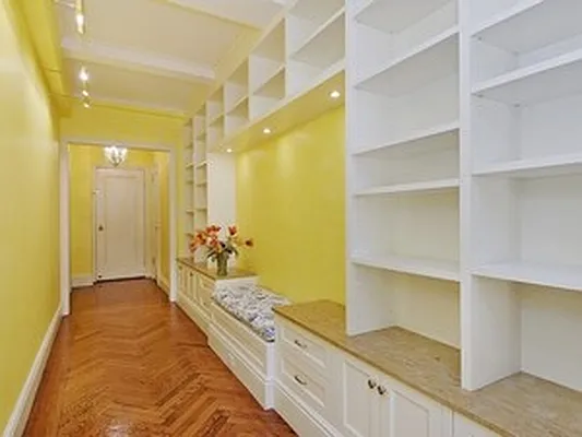 Sold by Corcoran | media 21