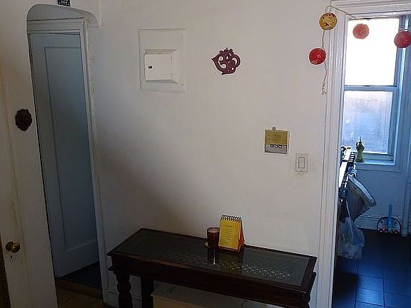 4th image of 55 Eastern Pkwy APT 4F