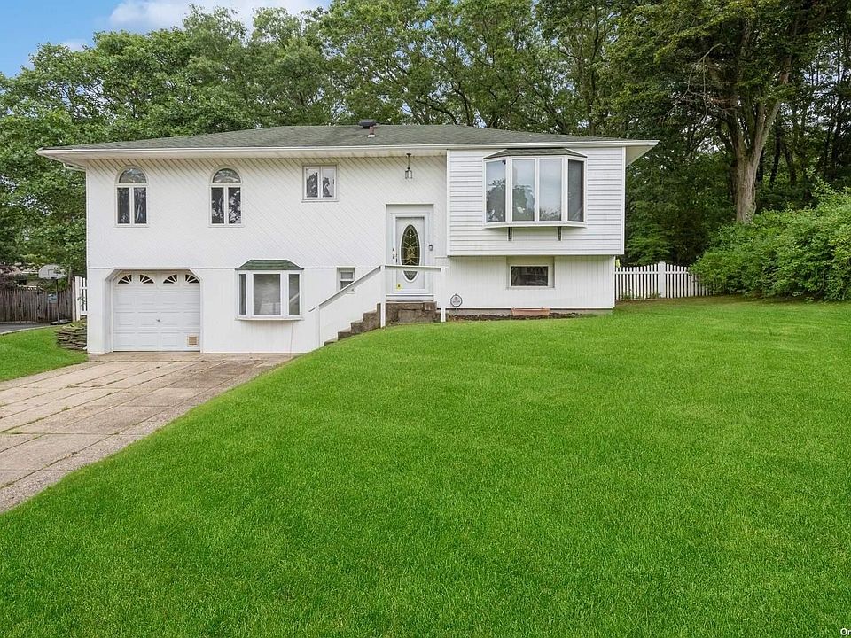 1st image of 32 Mulberry Drive
