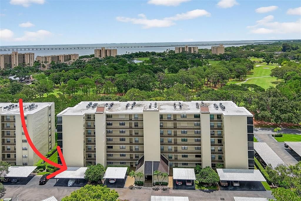 2800 Cove Cay Dr UNIT 1A