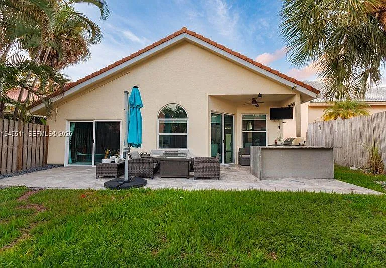 6952 NW 27th Ct — Photo 28