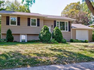 4116 Quebec St, Ames, IA 50014