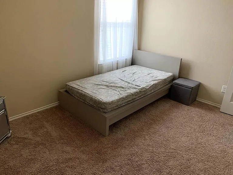 1002 Platinum Dr — Photo 15