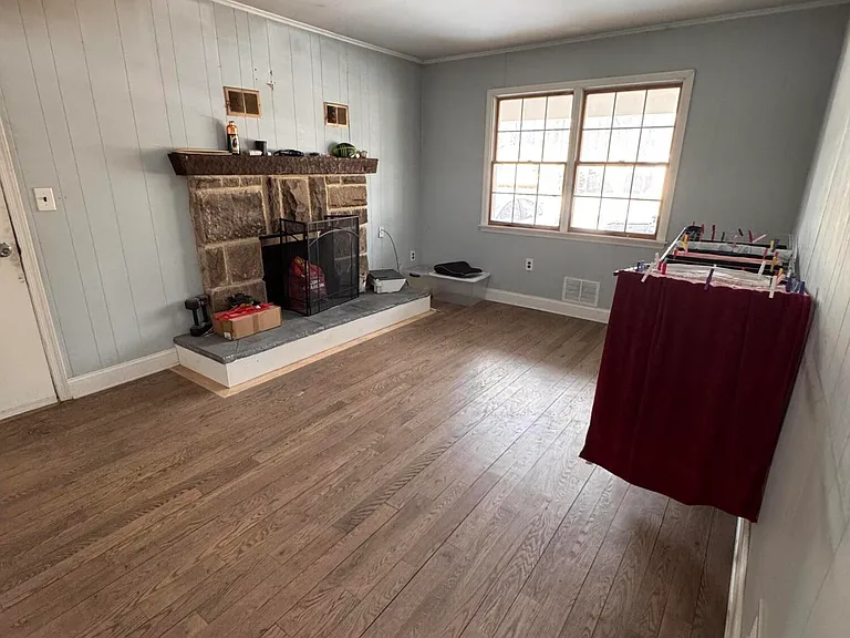 422 W Lake Ave — Photo 6