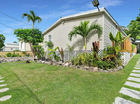 915 Plantation Rd, Key Largo, FL 33037