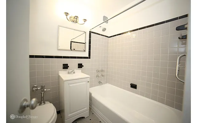 Rented by Douglas Elliman | media 18