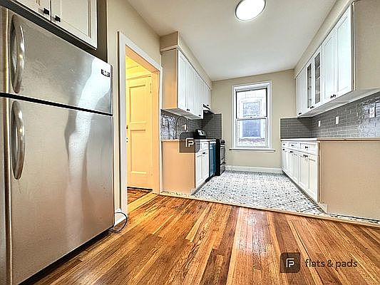 4th image of 400 Stockholm St #1A