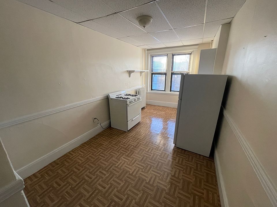1st image of 238 Hemenway St APT 20