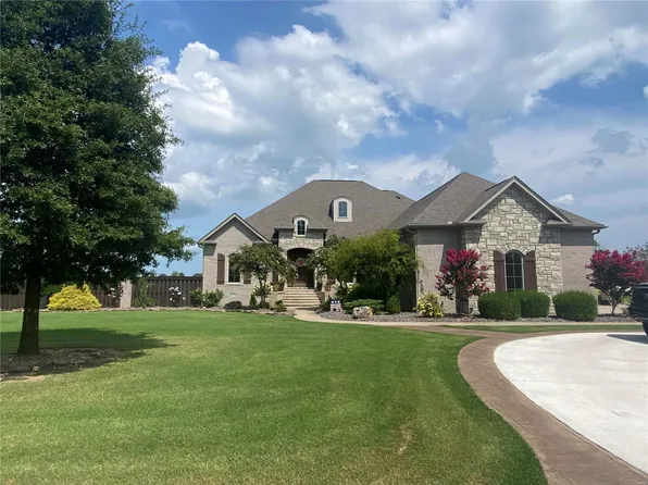 1002 Laurelwood Dr, Kennett, MO 63857