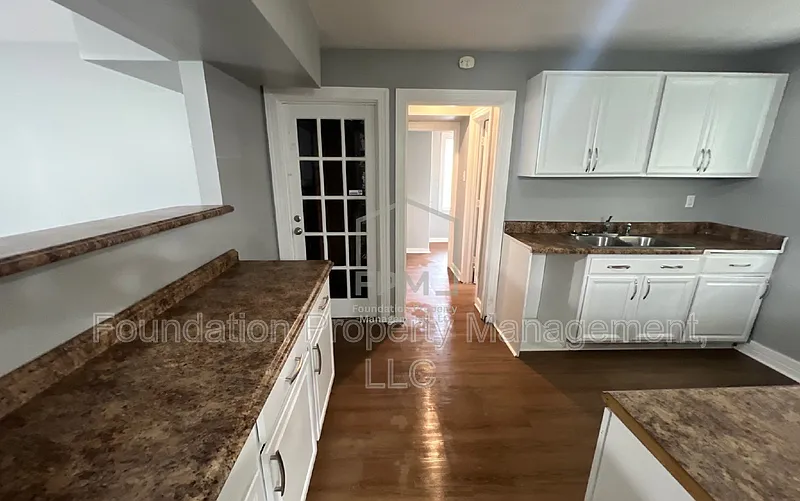 4 bed, 1.5 bath, 1584 sqft, $1,550 — Photo 4