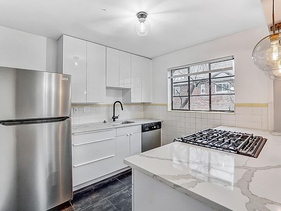 4th image of 6005 Dryden Ave APT 3