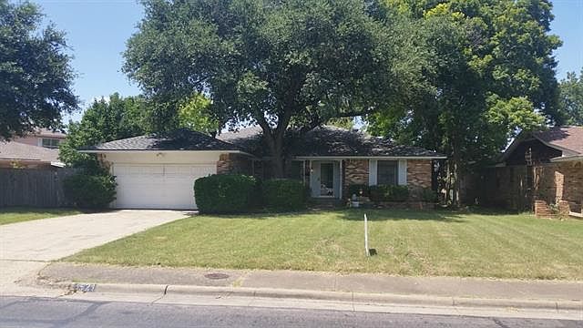 1st image of 1521 Oak Meadows Dr