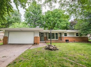 2740 S Wallis Smith Blvd, Springfield, MO 65804